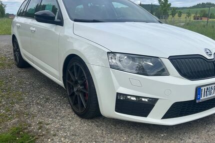 Skoda Octavia 183.000 km 10.500 &euro; Homberg 34576