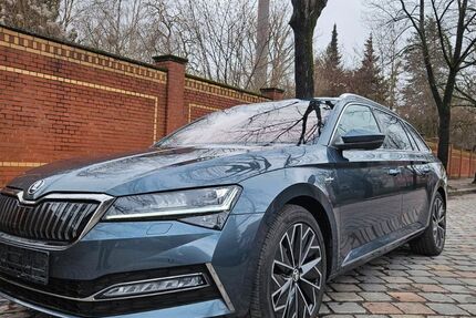 Skoda Superb 196.585 km 15.900 &euro; Berlin 12099