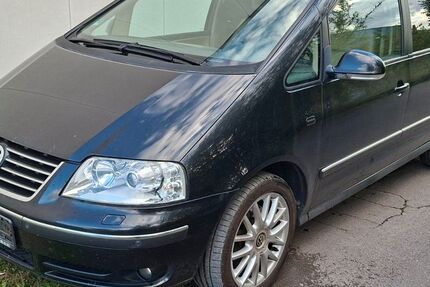 VW Sharan 264.500 km 3.999 € Detmold 32758