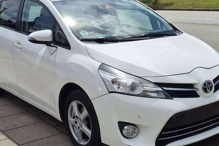 Toyota Verso 231.562 km 3.600 &euro; Hamburg 20097