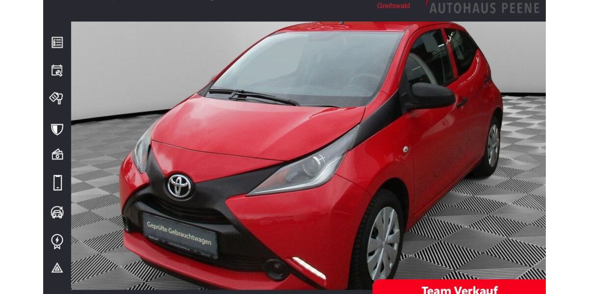 Toyota Aygo (X) 99.676 km 7.399 &euro; Greifswald 17489