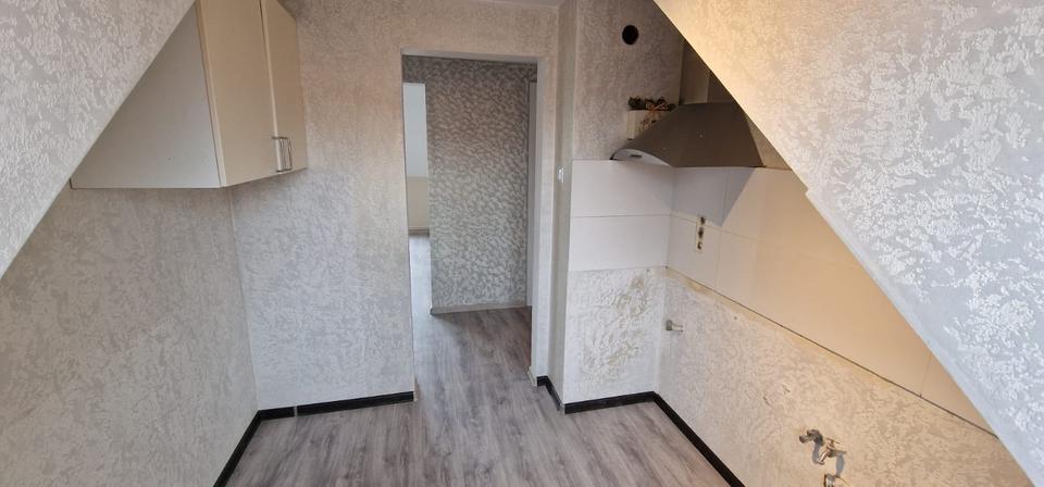 Dachgeschoßwohnung Wilhelmshaven Heppens - 3 Zimmer, 75 m&sup2;, 62.000&euro; | Angebot:27083782
