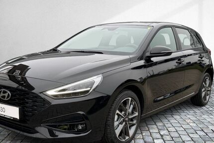 Hyundai i30 1.990 km 27.877 &euro; Bamberg 96052