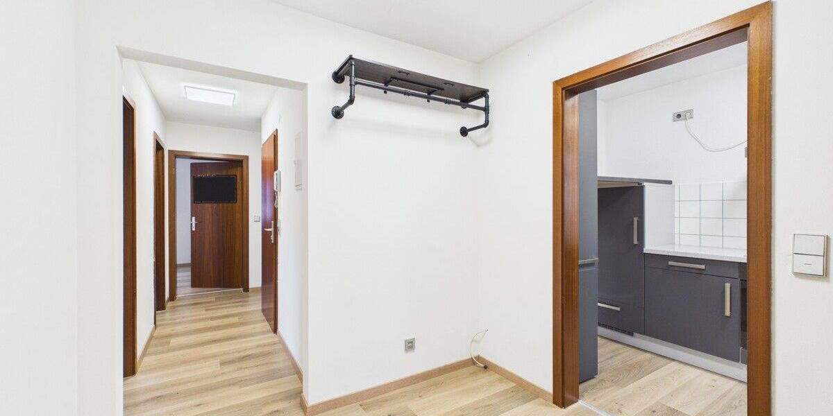 Etagenwohnung Villingen-Schwenningen Schwenningen - 4 Zimmer, 85 m&sup2;, 239.000&euro; | Angebot:25566922