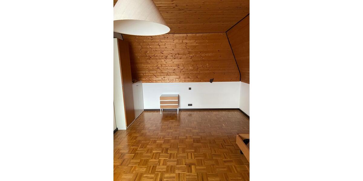 Einfamilienhaus Neuwied - 4 Zimmer, 125 m&sup2;, 1.100&euro; | Angebot:25023014