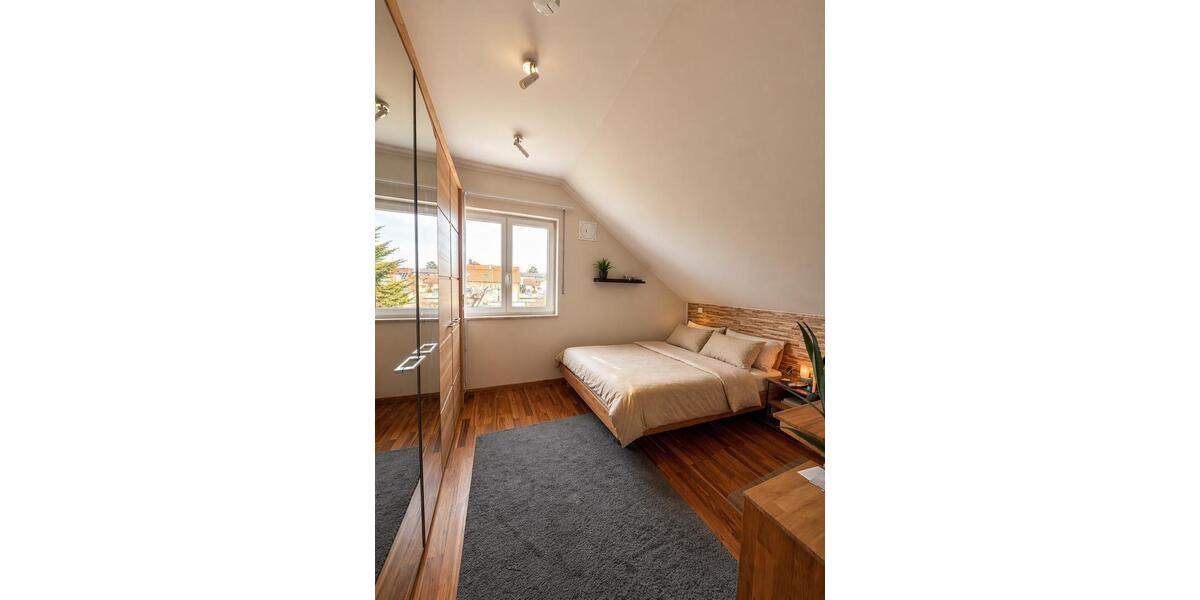 Dachgeschoßwohnung Ingolstadt Nordost - 2.5 Zimmer, 65 m&sup2;, 293.000&euro; | Angebot:27018945