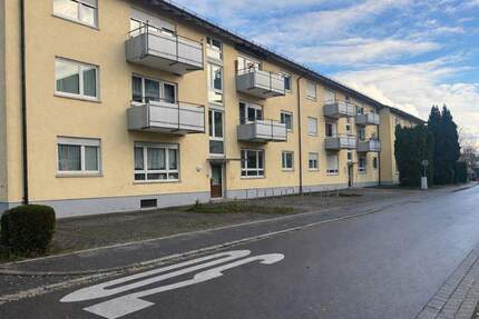 Charmante 3,5 Zimmer Hochparterre-Wohnung mit Balkon 3 zimmer