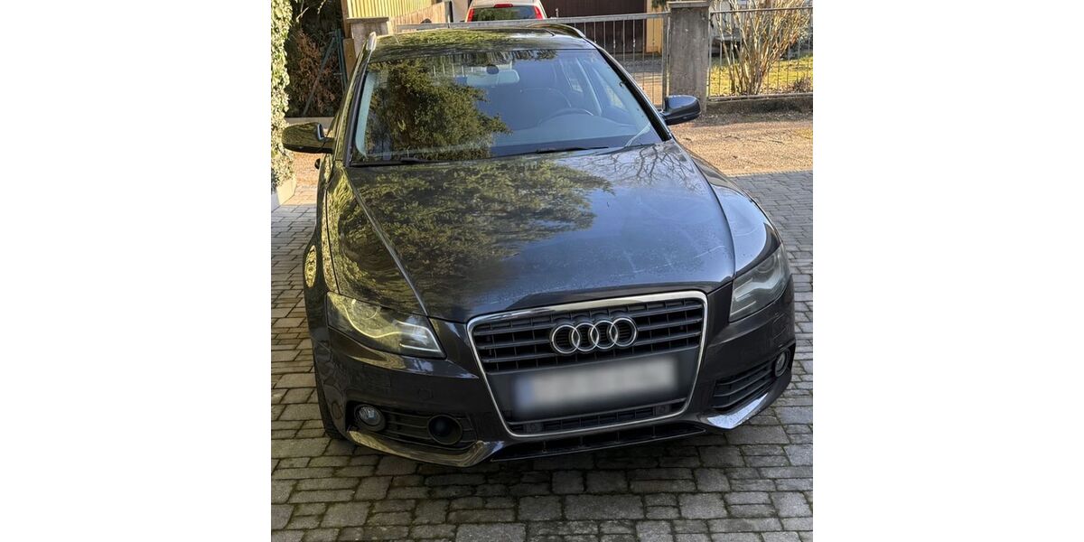 Audi A4 52.000 km 13.500 &euro; Nürnberg 90453