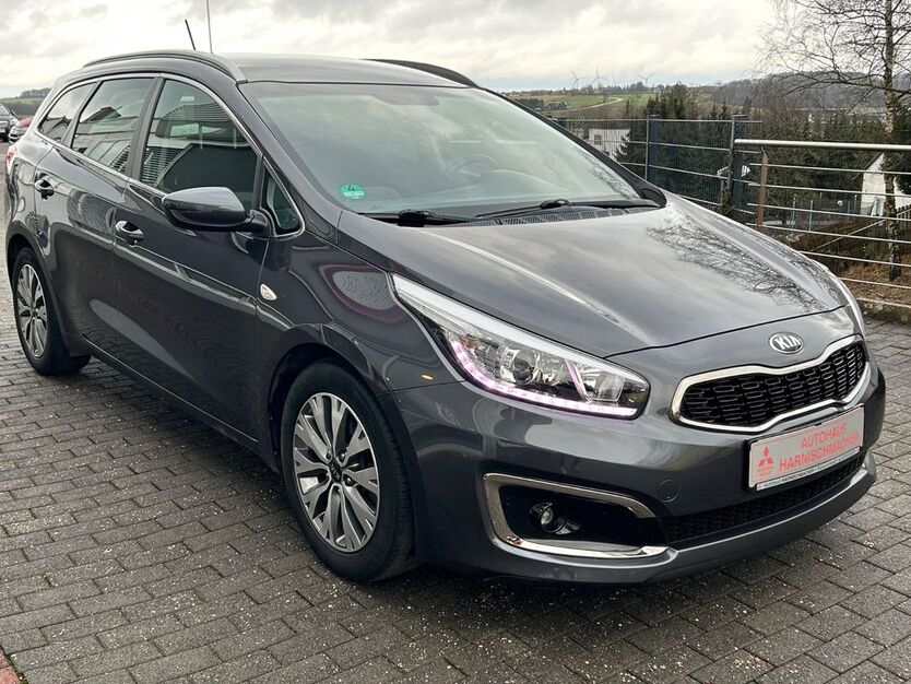 Kia ceed Sportswagon 103.092 km 11.490 € Radevormwald 42477