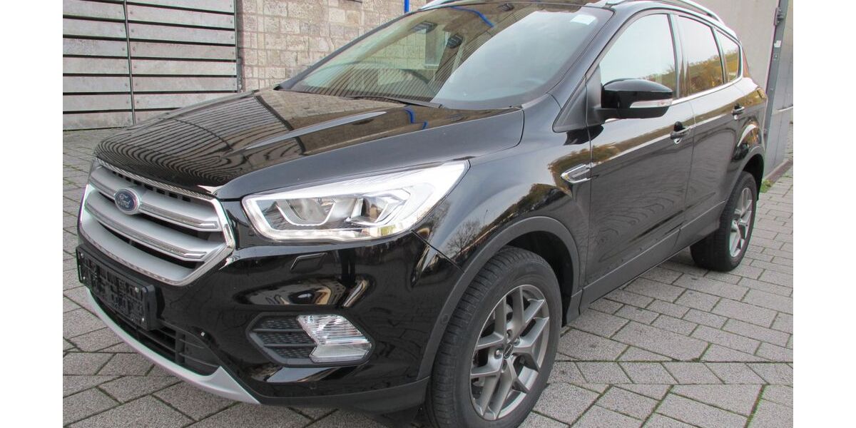 Ford Kuga 35.334 km 14.950 € Würzburg 97080