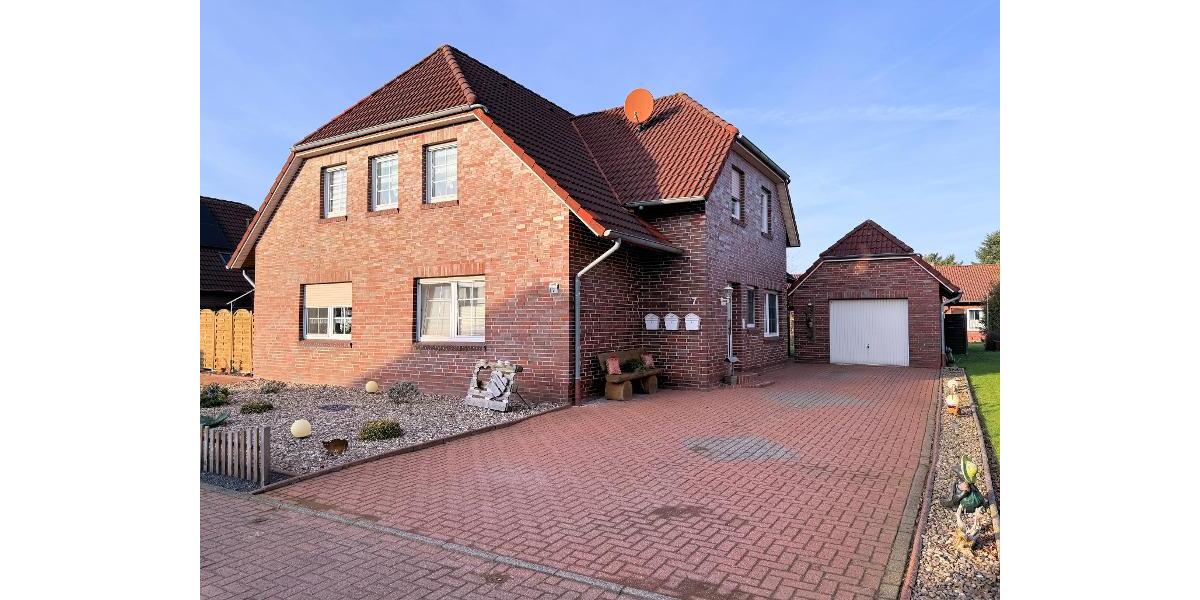 Wohnhaus mit 3 Wohneinheiten in Westerholt (Kapitalanlage) - Mehrfamilienhaus, Wohnhaus Westerholt | Angebot:24624095
