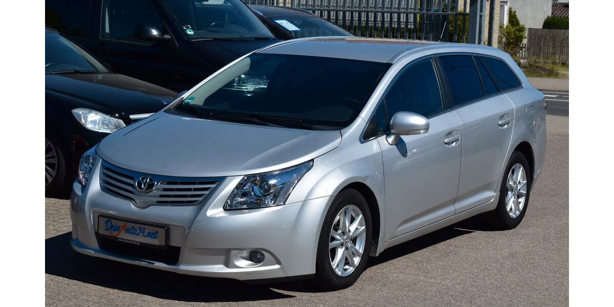 Toyota Avensis 281.500 km 3.490 &euro; Celle 29227