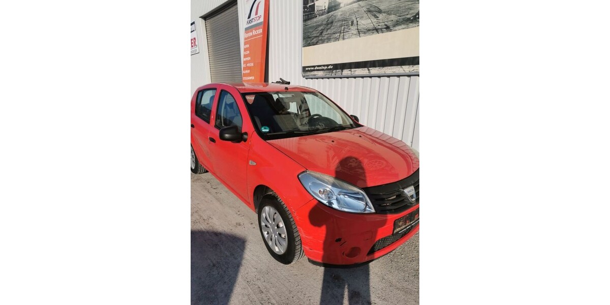 Dacia Sandero 123.400 km 1.390 &euro; Backnang 71522