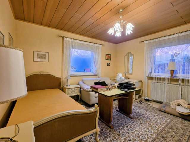 Topgepflegtes Wohlfühlhaus mit großem Grundstück in idyllischer Stadtrandlage von Bexbach - Einfamilienhaus Bexbach | Angebot:27083078