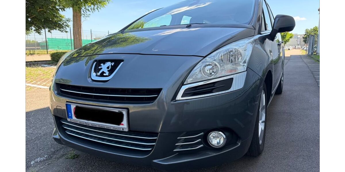 Peugeot 5008 218.000 km 2.999 &euro; Lahr 77933