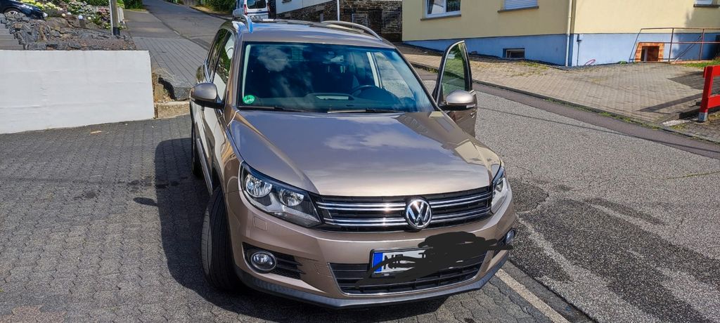 VW Tiguan 127.000 km 8.500 &euro; Rengsdorf 56579