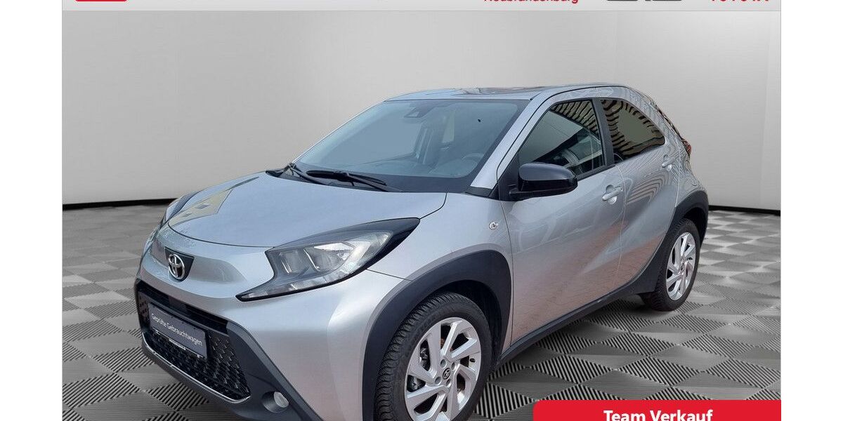 Toyota Aygo (X) 17.500 km 15.490 &euro; Neubrandenburg 17034