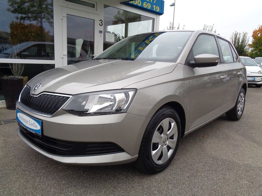 Skoda Fabia 38.200 km 10.990 € Augsburg 86179