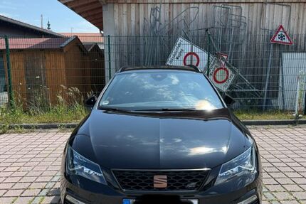 Seat Leon 89.800 km 21.700 &euro; Waging am See 83329