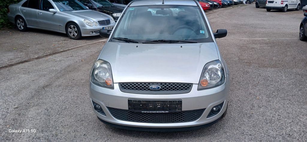Ford Fiesta 192.000 km 700 &euro; FREIBURG 79114