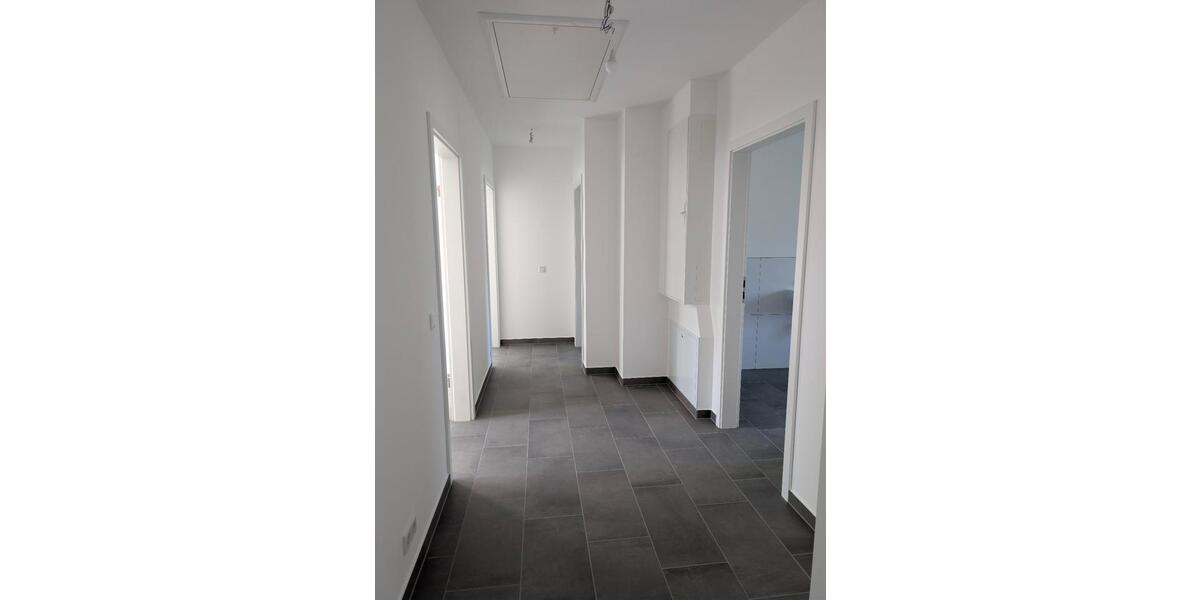 Etagenwohnung Lübbecke - 3 Zimmer, 86 m&sup2;, 989&euro; | Angebot:26332886