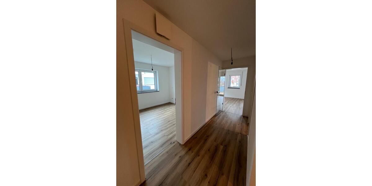 Etagenwohnung Schierling - 2 Zimmer, 68 m&sup2;, 780&euro; | Angebot:25650921