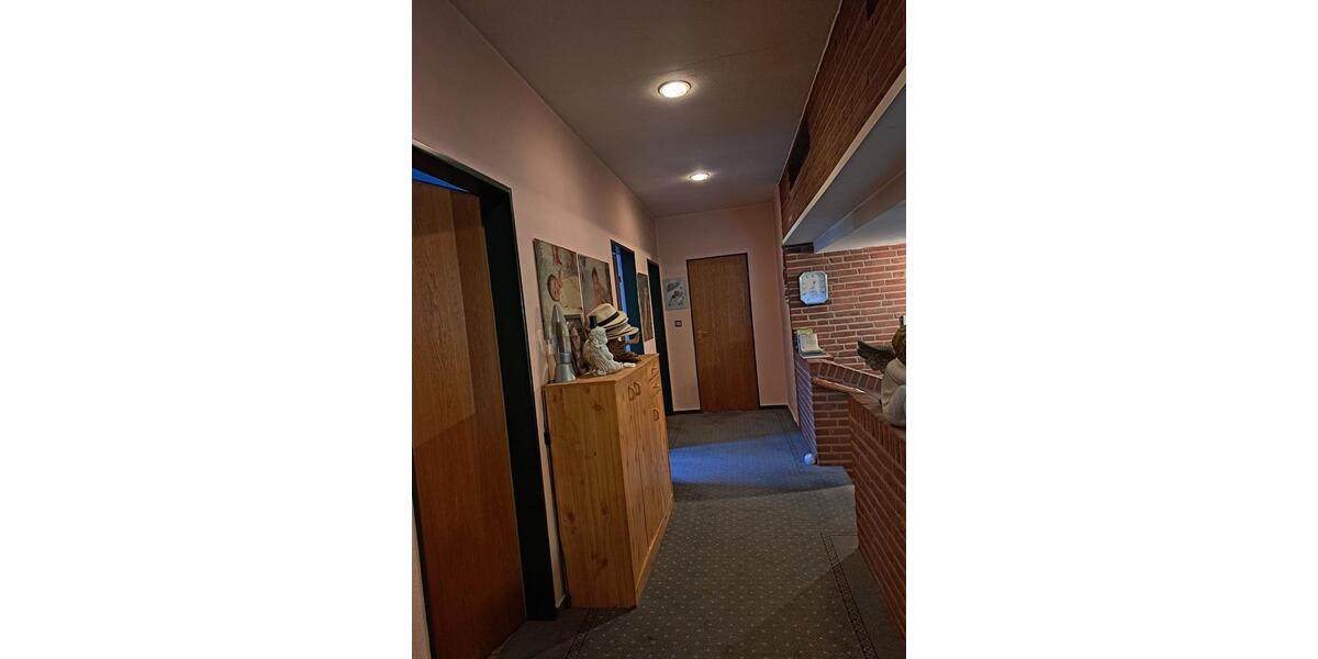 Einfamilienhaus Edewecht - 6 Zimmer, 181 m&sup2;, 389.000&euro; | Angebot:25156385