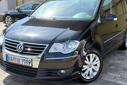VW Touran 159.000 km 4.999 &euro; Waldeck 34513