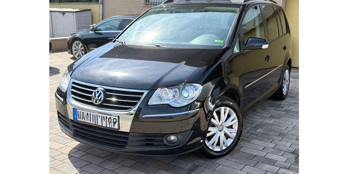 VW Touran 159.000 km 4.999 &euro; Waldeck 34513