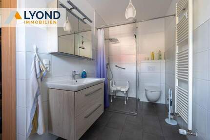 solides Reihenhaus in zentraler Stadtlage 5 zimmer