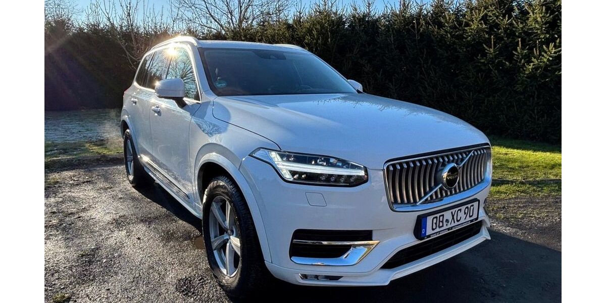 Volvo XC90 207.000 km 27.000 &euro; Dresden 01097