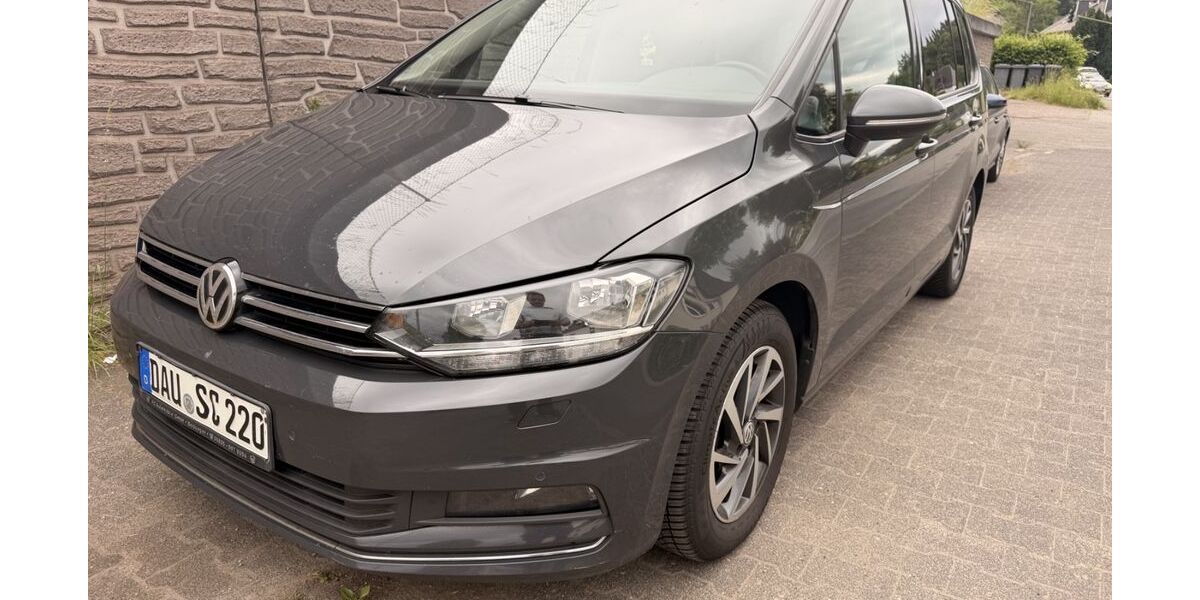 VW Touran 290.852 km 10.000 &euro; Trier 54290