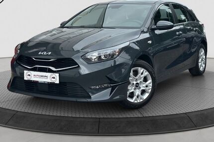 Kia ceed / Ceed 16.500 km 20.900 &euro; Wiesbaden 65205