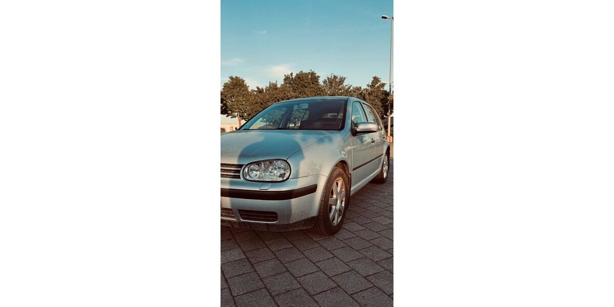 VW Golf 165.980 km 2.750 &euro; Markdorf 88677