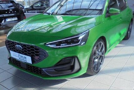 Ford Focus 28.600 km 33.450 &euro; Münchberg 95213