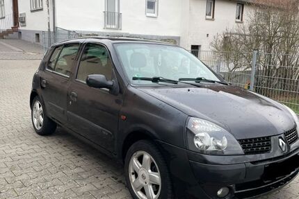Renault Clio 164.500 km 1.099 &euro; Wehrheim 61273