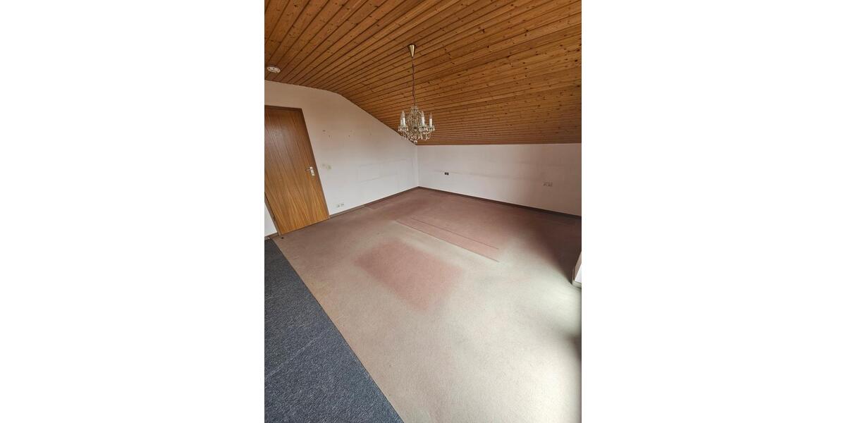 Dachgeschoßwohnung Wendlingen am Neckar - 2 Zimmer, 70 m&sup2;, 290.000&euro; | Angebot:24858351