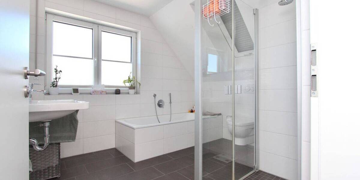 Etagenwohnung Landshut West - 2 Zimmer, 82 m&sup2;, 1.020&euro; | Angebot:26779627