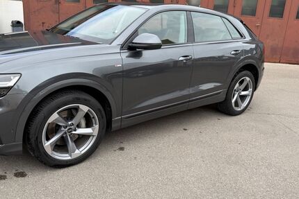 Audi Q8 92.480 km 59.500 &euro; Garching 85748