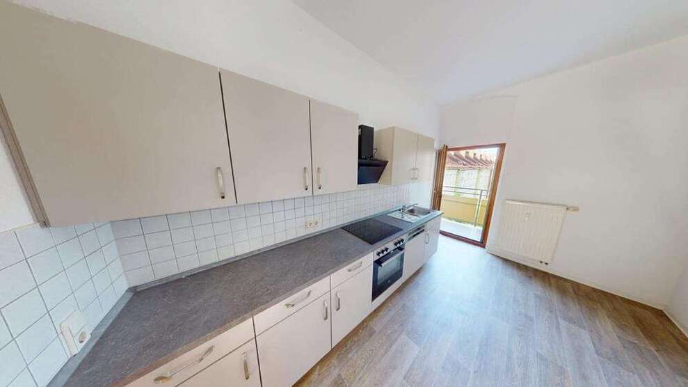 Wohnung zum Mieten in Chemnitz 550 € 102.07 m²