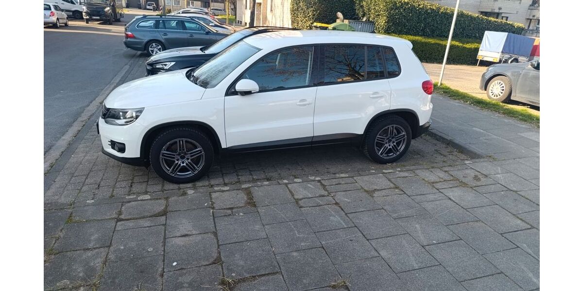 VW Tiguan 230.350 km 8.450 &euro; Köln 50769