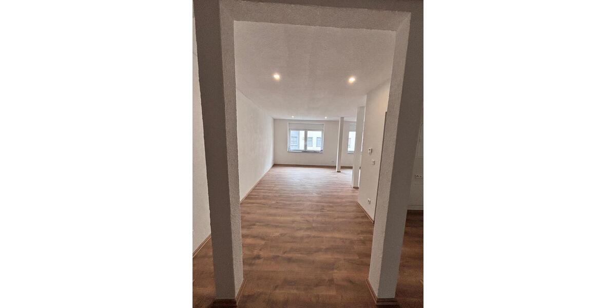 Etagenwohnung Kastellaun - 2 Zimmer, 87 m&sup2;, 830&euro; | Angebot:24756098