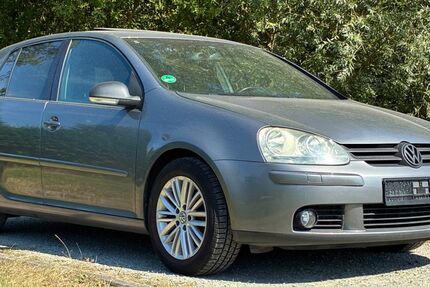VW Golf 299.000 km 2.890 &euro; Bremen 28197