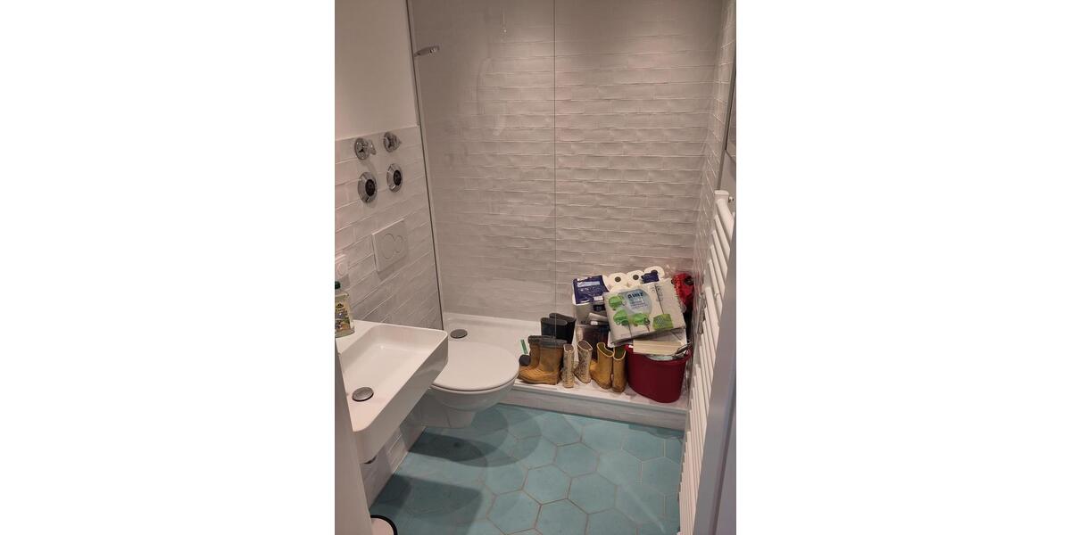 Dachgeschoßwohnung München Thalkirchen-Obersendling-Forstenried-Fürstenried-S - 3 Zimmer, 102 m&sup2;, 2.250&euro; | Angebot:24875636