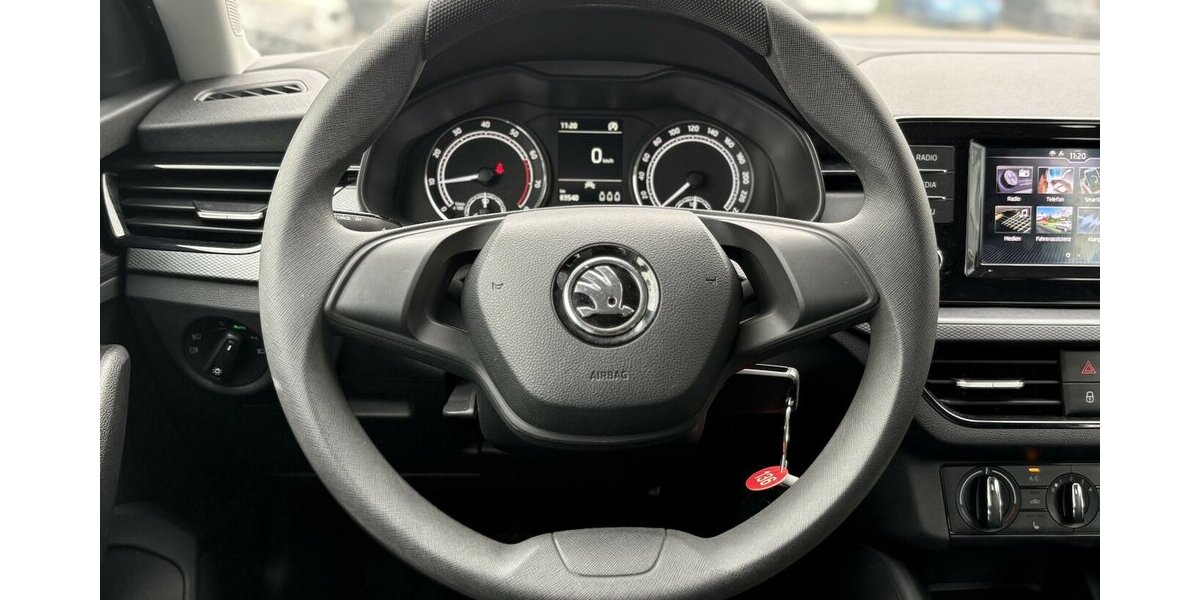 Skoda Scala 1.0 TSI Cool Plus SITZHEIZUNG/CARPLAY/DAB 83.539 km 12.900 &euro; Villingen-Schwenningen 78054
