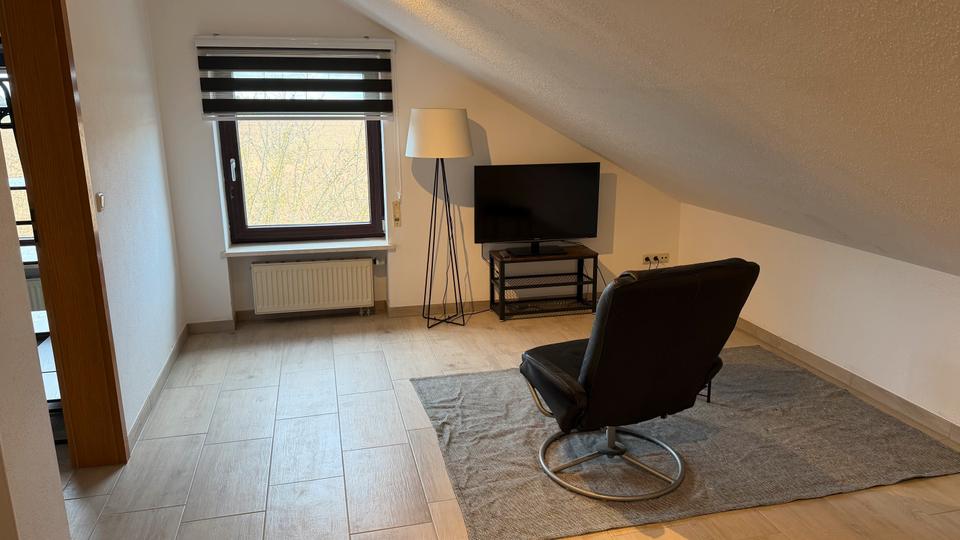 Dachgeschoßwohnung Vaterstetten Parsdorf - 2 Zimmer, 40 m&sup2;, 1.000&euro; | Angebot:25181690