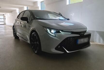 Toyota Corolla 26.500 km 29.500 &euro; Kelsterbach 65451