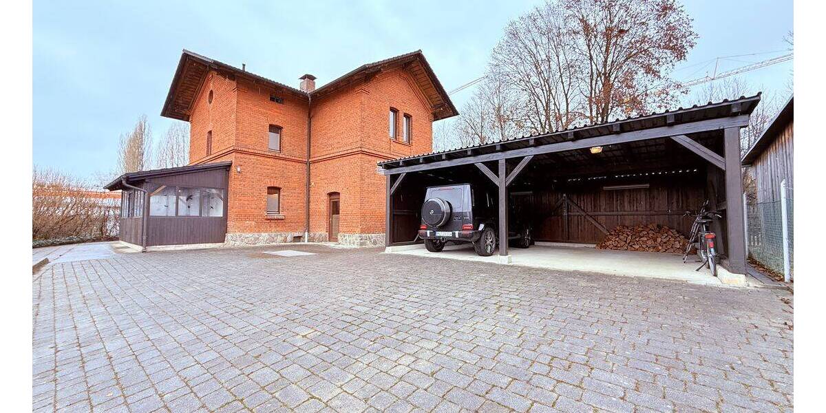 ... AIGNER - historisches, saniertes Bahnwärterhaus mit Carport für Individualisten mit Charme ... 4 zimmer