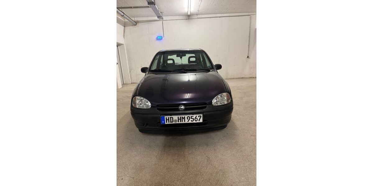 Opel Corsa 83.327 km 4.300 &euro; München 81547