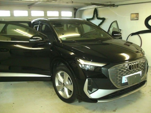 Audi Q4 e-tron 15.500 km 36.850 &euro; Holzheim 89438